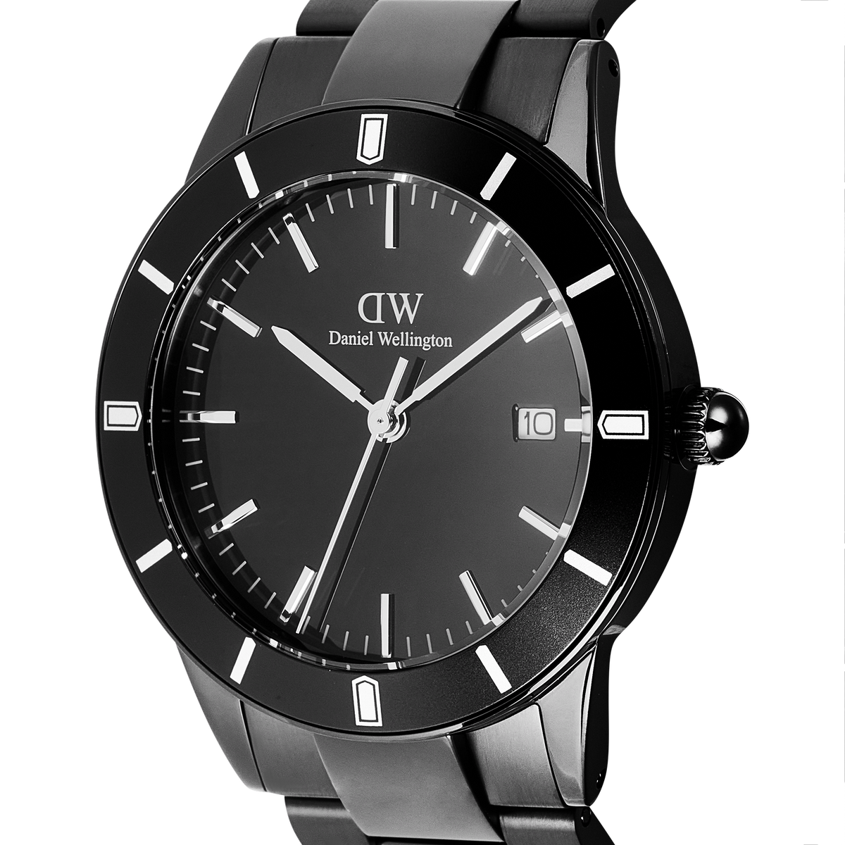 Close-up of the Daniel Wellington Iconic Paradigma Link Black watch, featuring a minimalist black dial, bold index markings, and a polished stainless steel bracelet with a satin matte bezel.