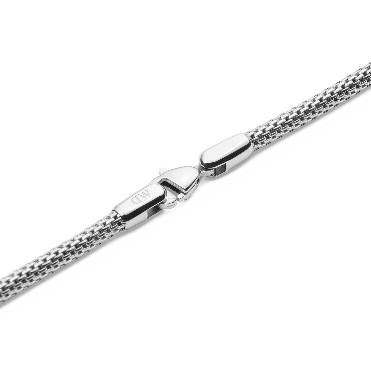 Detail of the Tide Mesh Necklace Silver 2.8 showing the polished lobster clasp engraved with initials and the fine 316L stainless steel mesh chain.