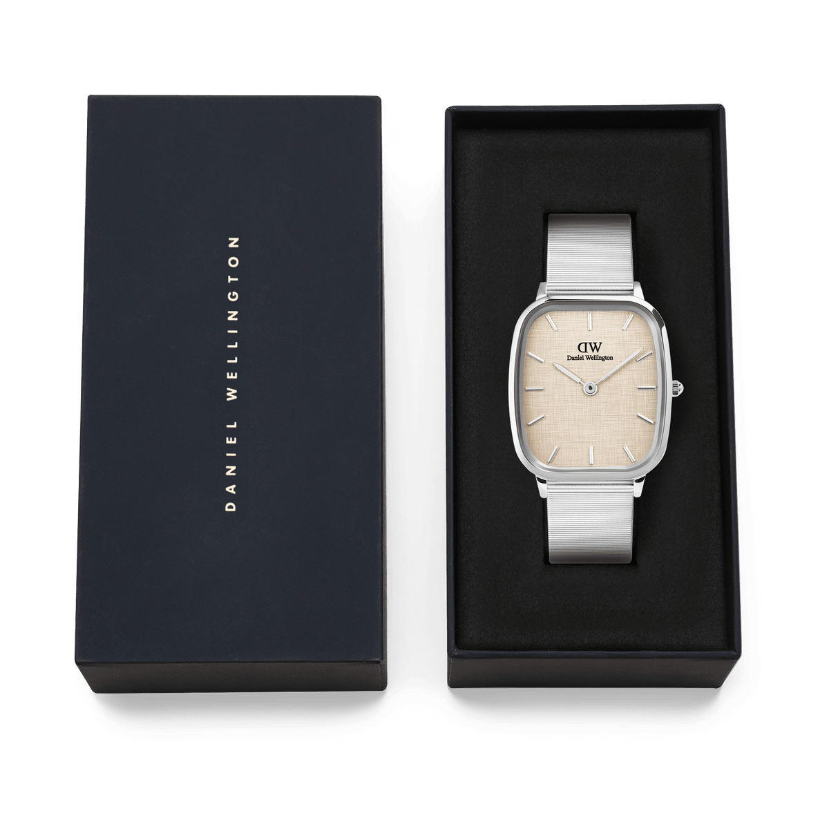 Daniel Wellington Marlon Wire Linen Silver watch with a cushion-shaped case and linen-textured dial, presented in an elegant black gift box with the brand’s logo.