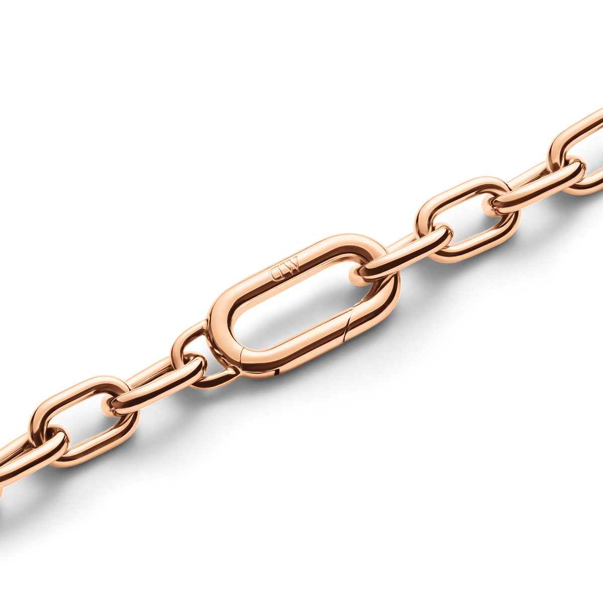 Detail of the Crystal Link Necklace Rose Gold showing the polished rose gold chain links and the secure spring gate clasp with an invisible lock for a seamless, elegant finish.