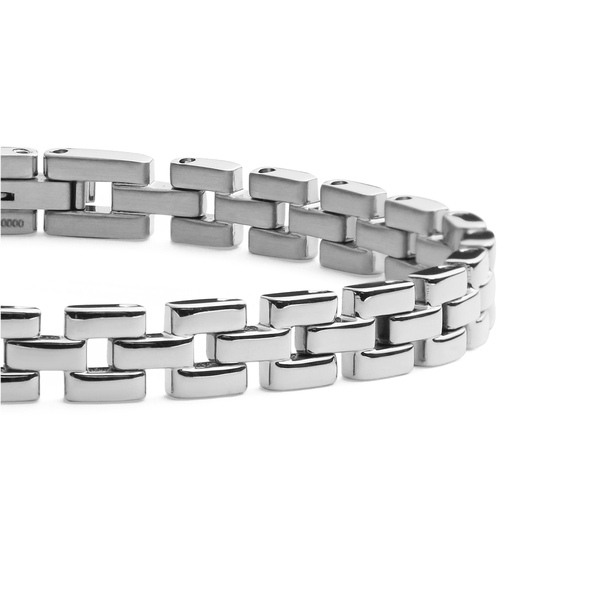 Close-up of the 3-Link Bracelet Silver, highlighting its polished stainless steel links and sleek, modern design.