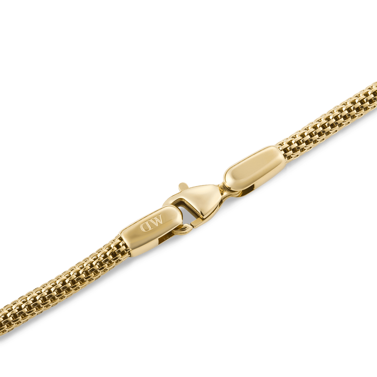Close-up of the Tide Mesh Bracelet Evergold 2.8 showing its fine gold mesh texture and secure lobster clasp engraved with the Daniel Wellington logo.