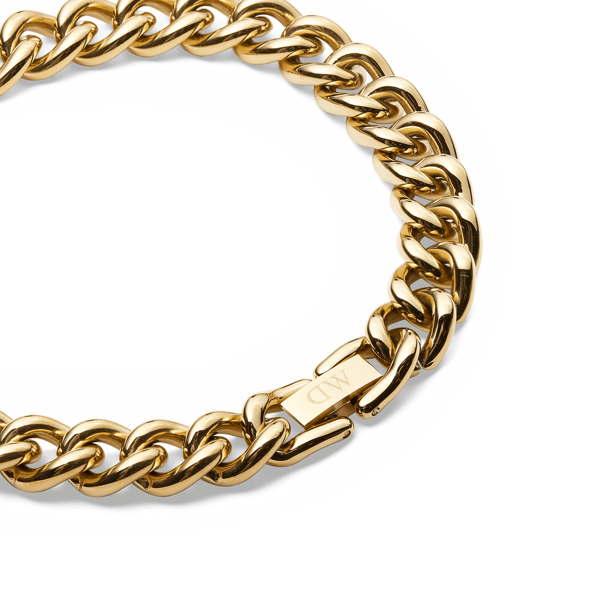 Detail view of the Chunky Chain Bracelet Gold, featuring polished gold-plated stainless steel links and a secure fold-over clasp engraved with the Daniel Wellington logo.