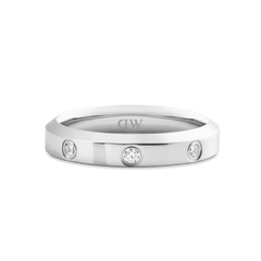Classic Lumine Ring Silver 4 mm crafted from polished 316L stainless steel, featuring a sleek band with eight evenly spaced cubic zirconia crystals for a refined, minimalist finish.