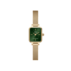 Quadro Mini Evergold Emerald women’s watch with gold mesh strap and rectangular emerald green sunray dial.