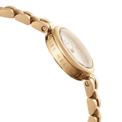 Close-up of Elan Lumine Gold women’s watch showing engraved gold case, crystal-accented dial, and polished bracelet links.