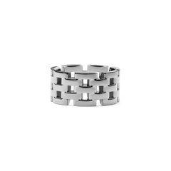 5-Link Ring Silver featuring a bold, polished stainless steel construction with a distinctive interlocking link pattern and subtle openwork detailing.