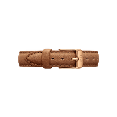 Durham Strap Rose Gold featuring light brown genuine leather with a vintage patina, detailed stitching, and a rose gold buckle engraved with the Daniel Wellington logo.