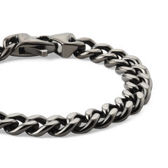 Close-up of the Ellipse Cuban Chain Bracelet Graphite, highlighting its polished stainless steel links and secure matching lobster clasp in a deep graphite finish.