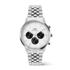 Silver Daniel Wellington Iconic Chronograph Arch watch featuring a polished 5-link stainless steel bracelet, a white enamel dial with bold black sub-dials in the classic panda style, and luminous hands and indexes for clear readability.