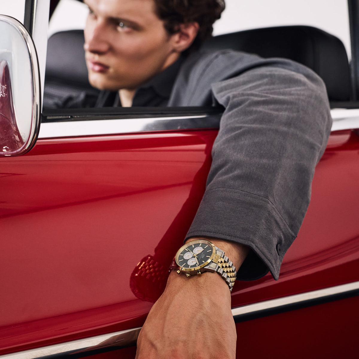Iconic Chronograph Arch 5-Link Emerald Panda Two Tone