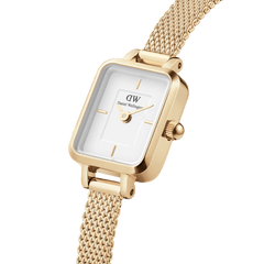 Quadro Mini Evergold rectangular gold mesh strap watch with white dial, minimalist gold markers, and slim bezel for petite wrists.