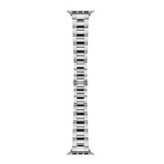 Smartwatch Iconic Link Silver strap by Daniel Wellington, featuring a classic three-link design in polished and brushed stainless steel with a butterfly clasp, shown flat and ready to fit Apple Watch cases.