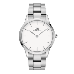 Daniel Wellington Iconic Link Silver watch featuring an eggshell white dial and polished stainless steel bracelet, unisex style.