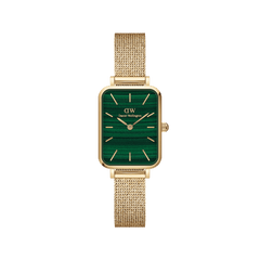 Gold Daniel Wellington Quadro Pressed Evergold women’s watch with green rectangular dial and gold mesh bracelet strap.