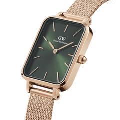 Daniel Wellington Quadro Pressed Melrose Emerald watch with emerald green sunray dial and rose gold mesh strap, square case.
