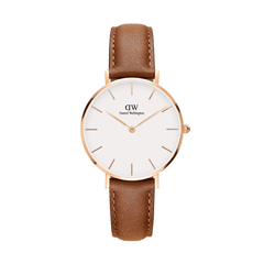 Daniel Wellington Petite Durham Rose Gold women’s watch with a slim rose gold case, minimalist white dial, and light brown leather strap.