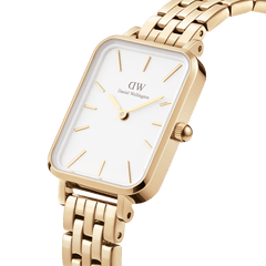 Quadro 5-Link Evergold women’s gold watch with rectangular case, white dial, and polished gold-plated bracelet.